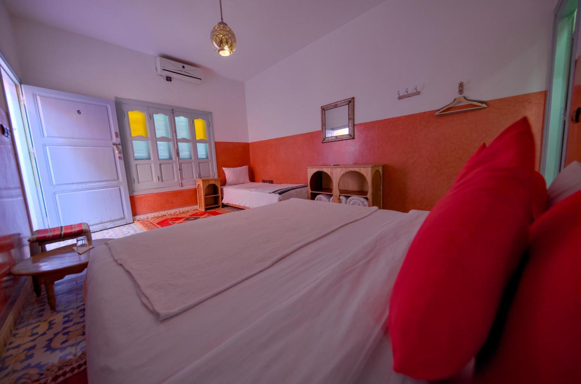 Dar Farhana Bed & Breakfast 2*